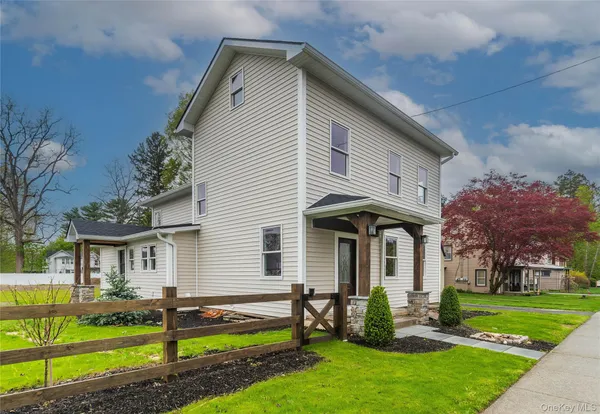 $3,950 | 4407 Albany Post Road, Hyde Park, NY 12538
