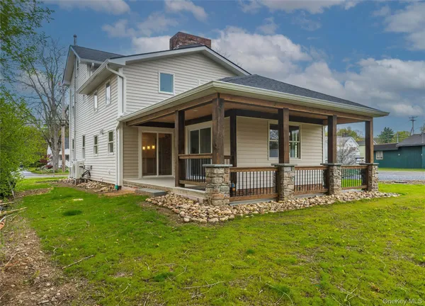 $3,950 | 4407 Albany Post Road, Hyde Park, NY 12538