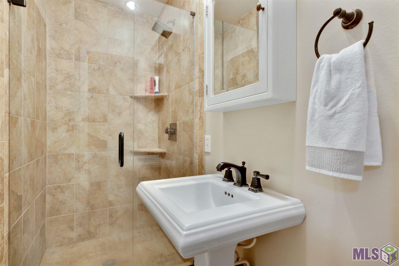 4741 Tupello Street Baton Rouge, LA 70808 - Photo 9 of 15 Master bath