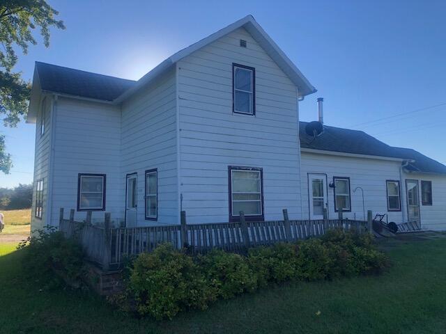 4409 West 16 Road Mesick, MI 49668 - Photo 2 of 38 IMG_8373