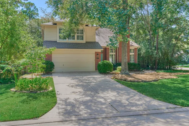 $485,000 | 31 Grey Birch Place, The Woodlands, TX 77381