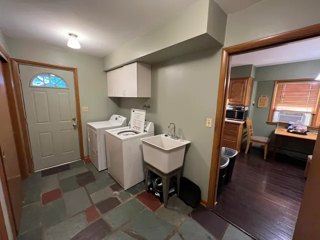 $439,900 | 3239 South 121st Street, West Allis, WI 53227