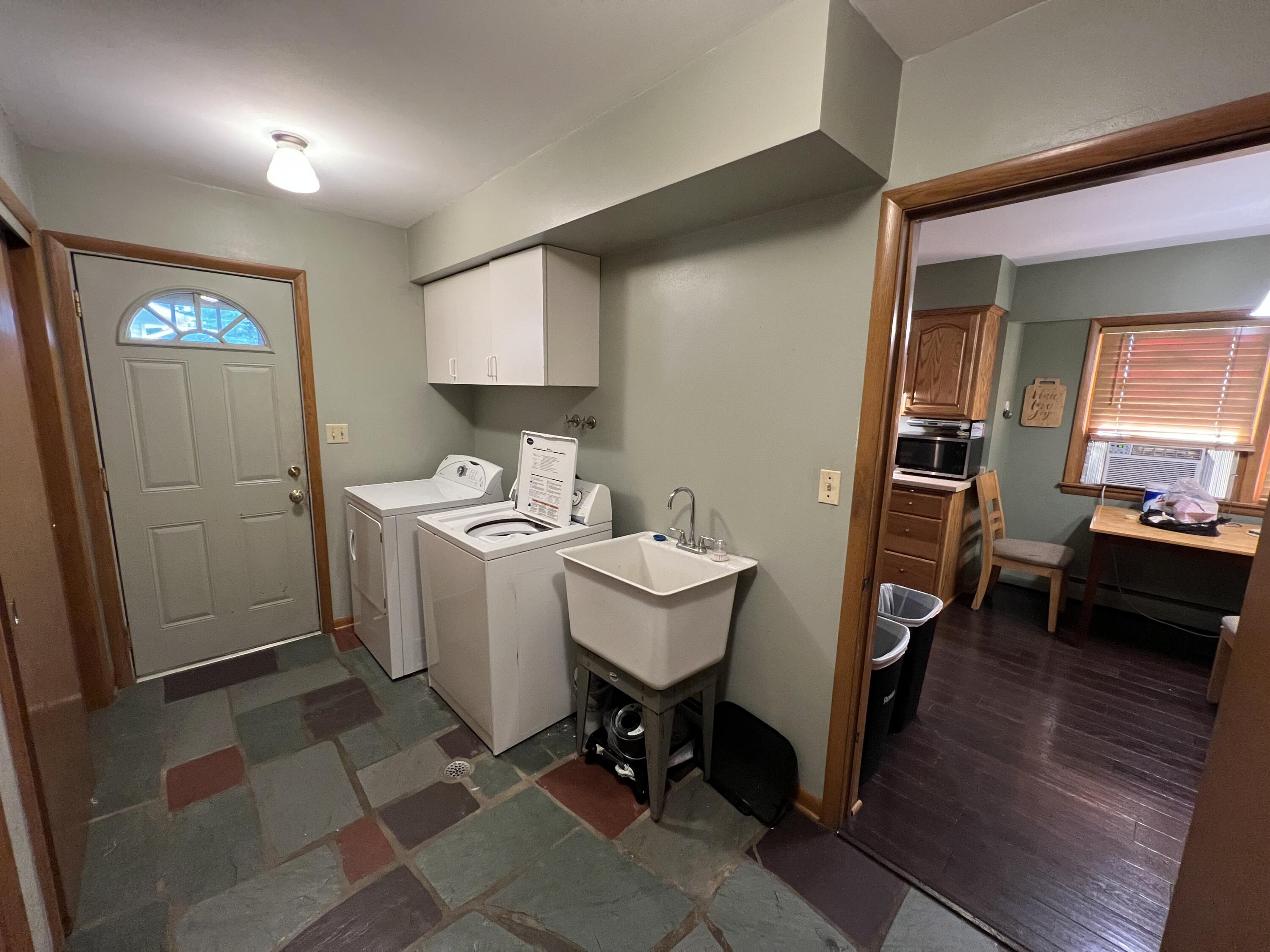 3239 South 121st Street West Allis, WI 53227 - Photo 15 of 33 IMG_7870