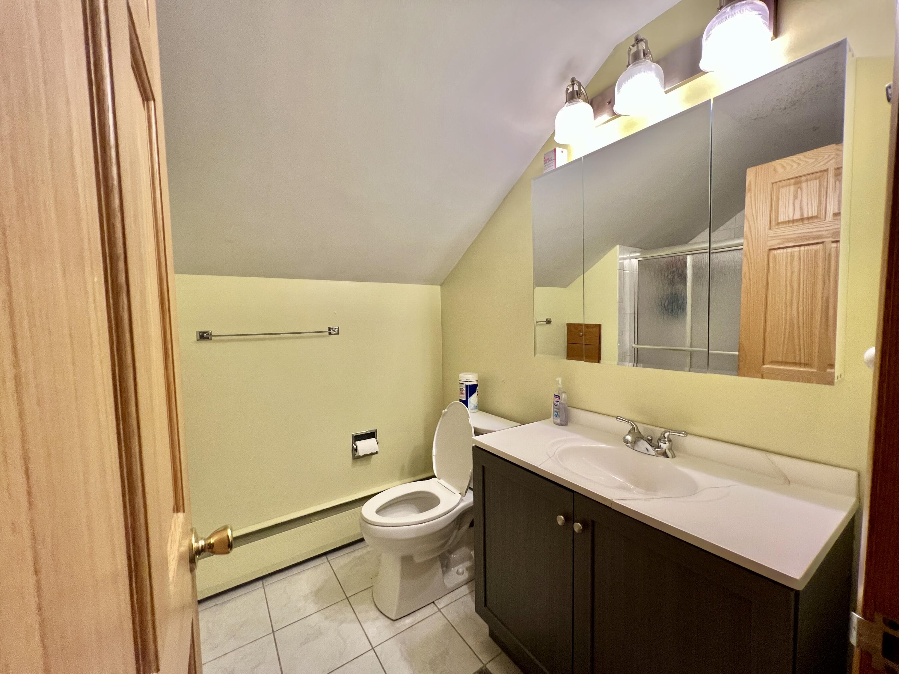 3239 South 121st Street West Allis, WI 53227 - Photo 22 of 33 IMG_7904