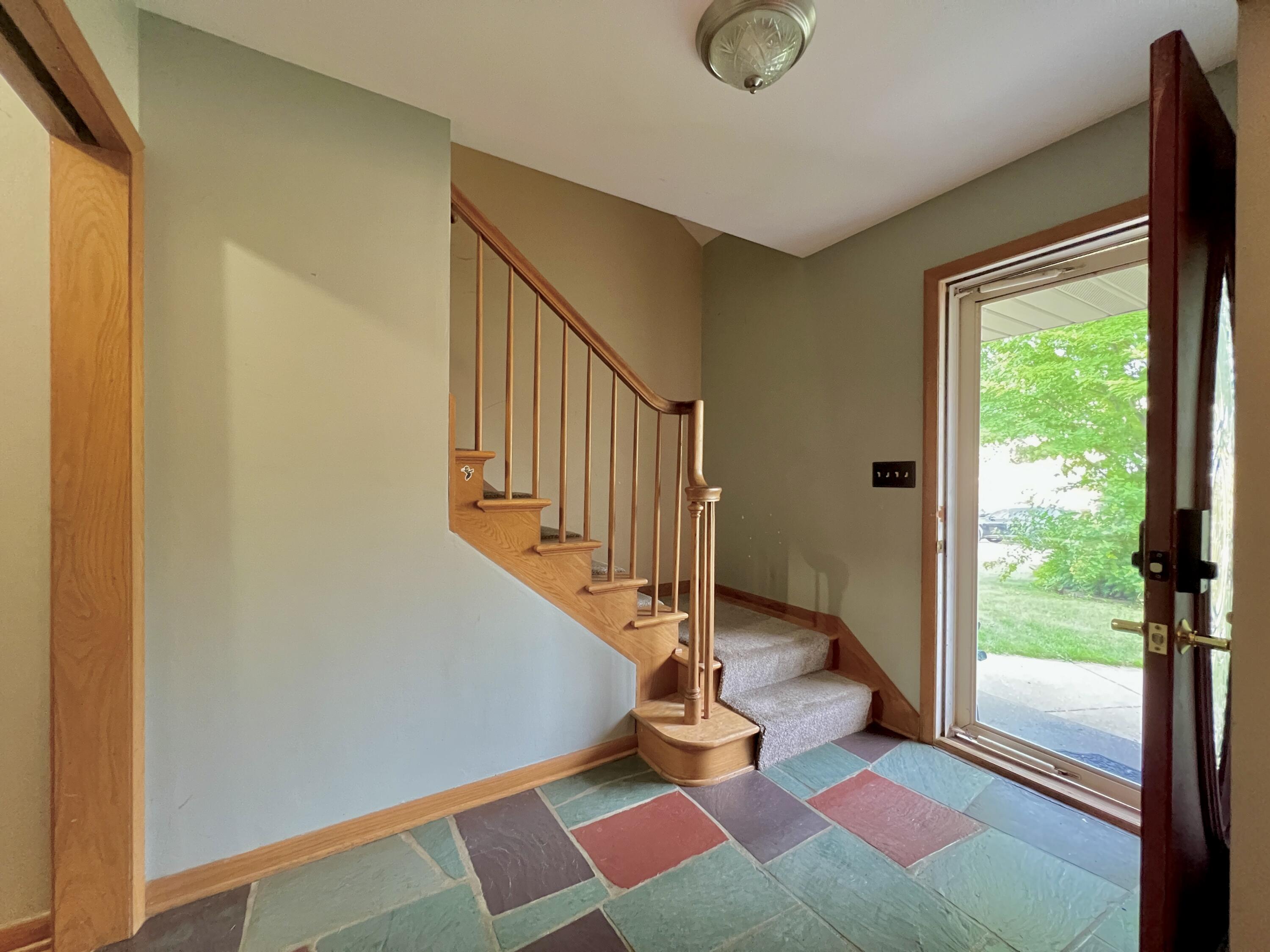 3239 South 121st Street West Allis, WI 53227 - Photo 7 of 33 IMG_7882