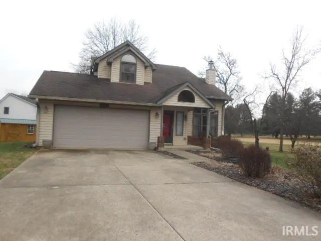 $2,200 | 3952 North Tulipwood Court, Bloomington, IN 47404