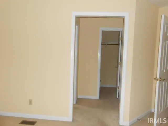 $2,200 | 3952 North Tulipwood Court, Bloomington, IN 47404