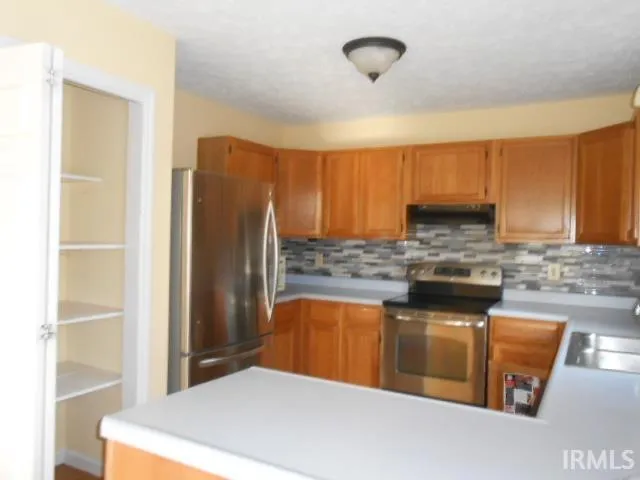 $2,200 | 3952 North Tulipwood Court, Bloomington, IN 47404