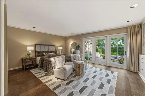 $2,100,000 | 2211 West 69th Terrace, Mission Hills, KS 66208
