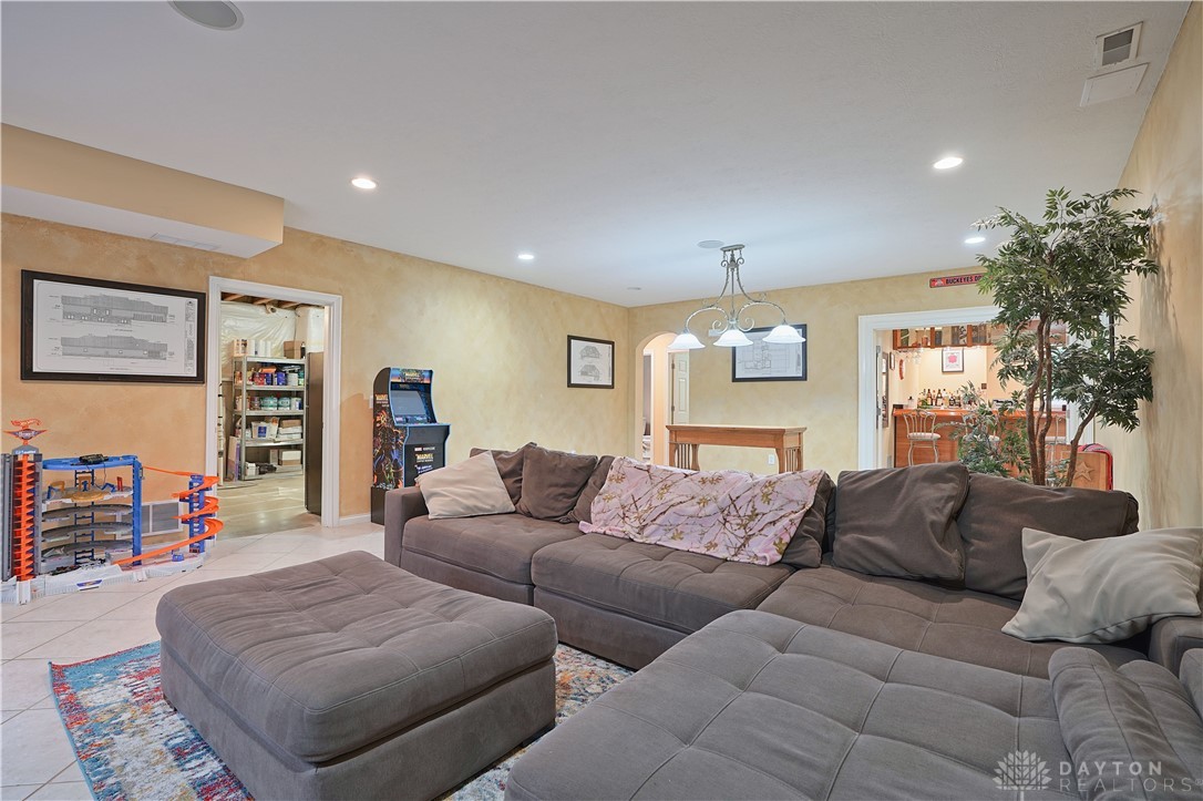 392 Darst Road Beavercreek, OH 45440 - Photo 43 of 82