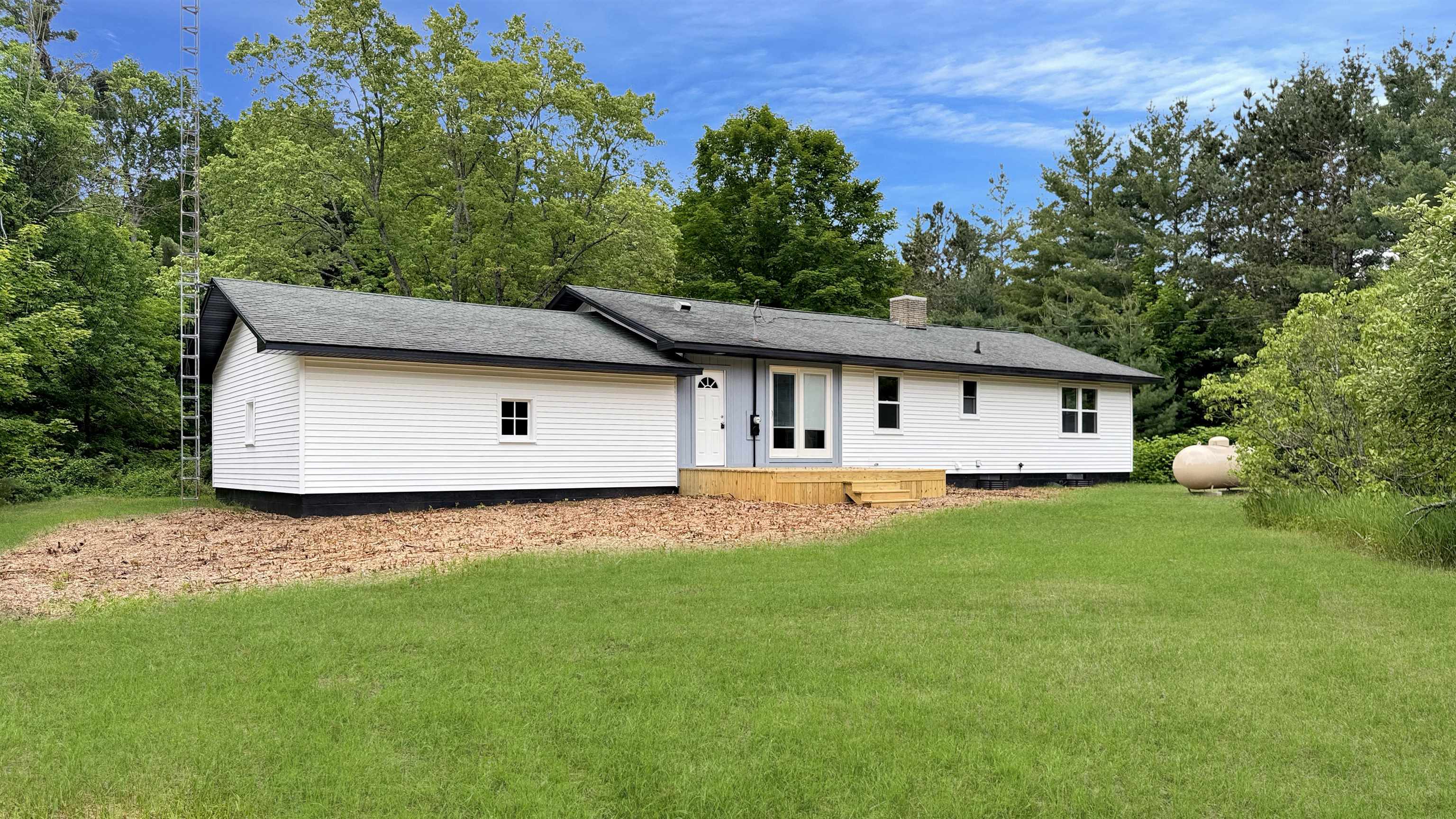 3403 34 Road Cadillac, MI 49601 - Photo 38 of 42
