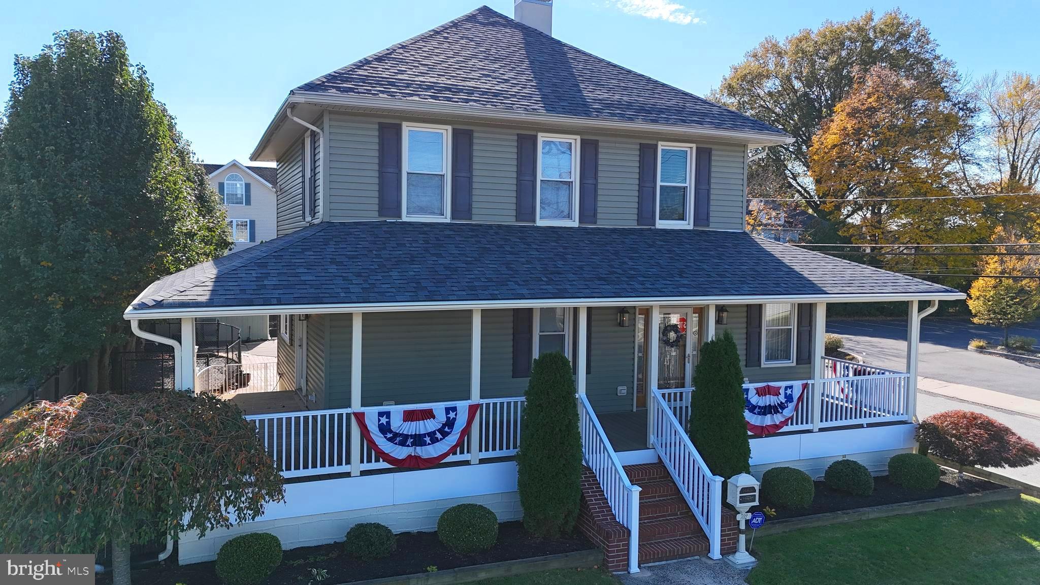 702 East Main Street Maple Shade, NJ 08052 - Photo 2 of 39 Exterior