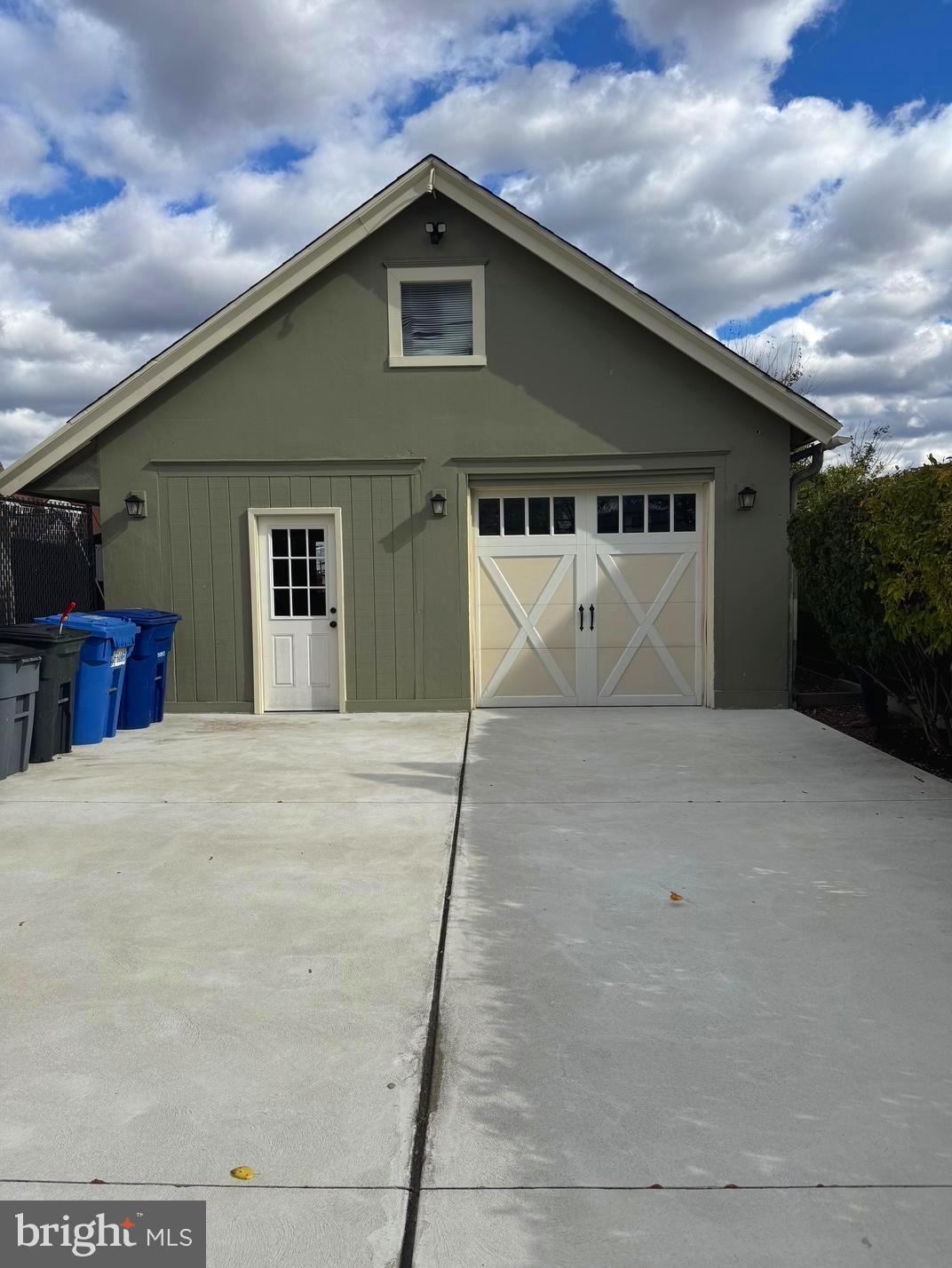 702 East Main Street Maple Shade, NJ 08052 - Photo 28 of 39 Garage