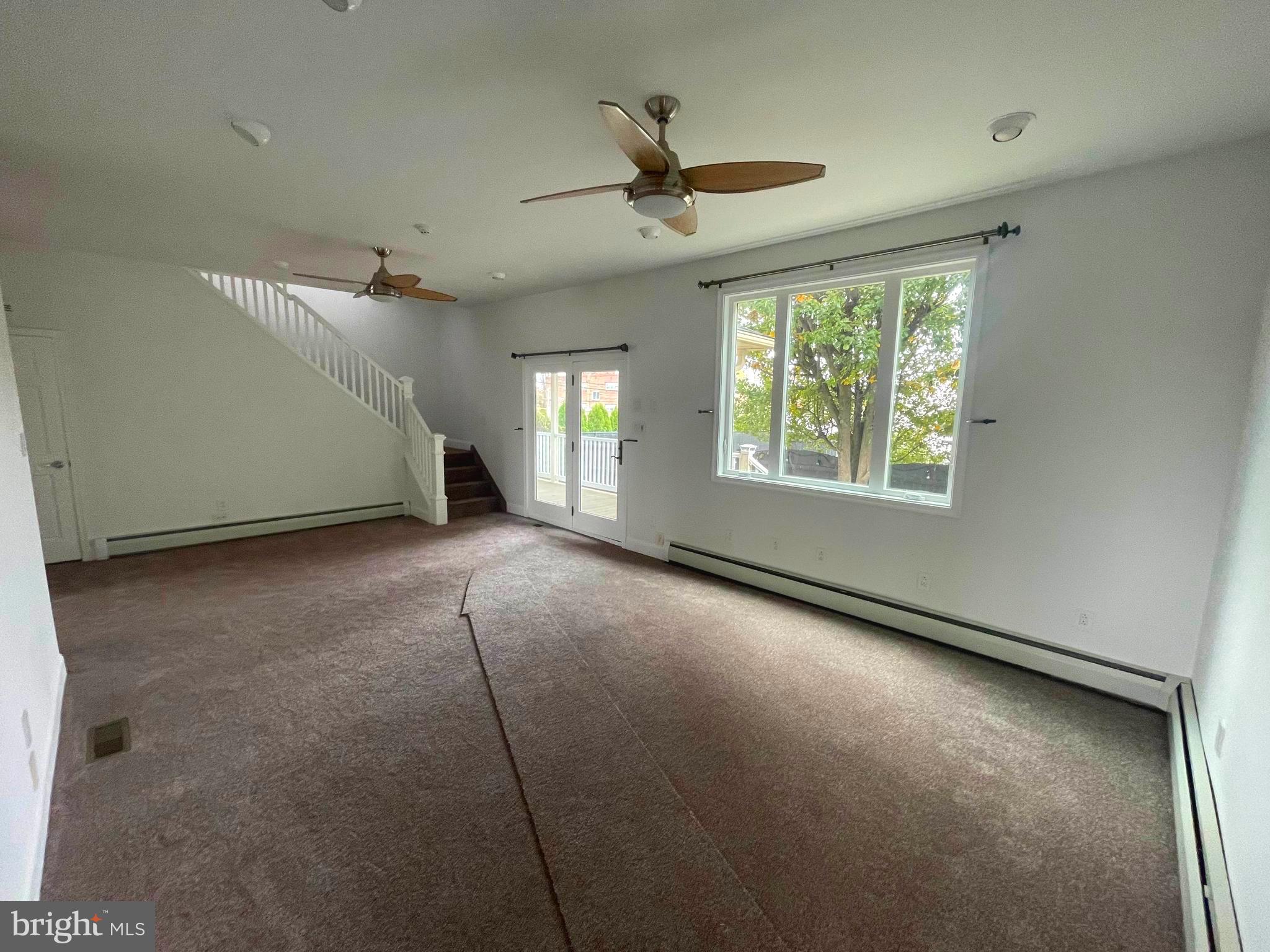 702 East Main Street Maple Shade, NJ 08052 - Photo 7 of 39 Living Room