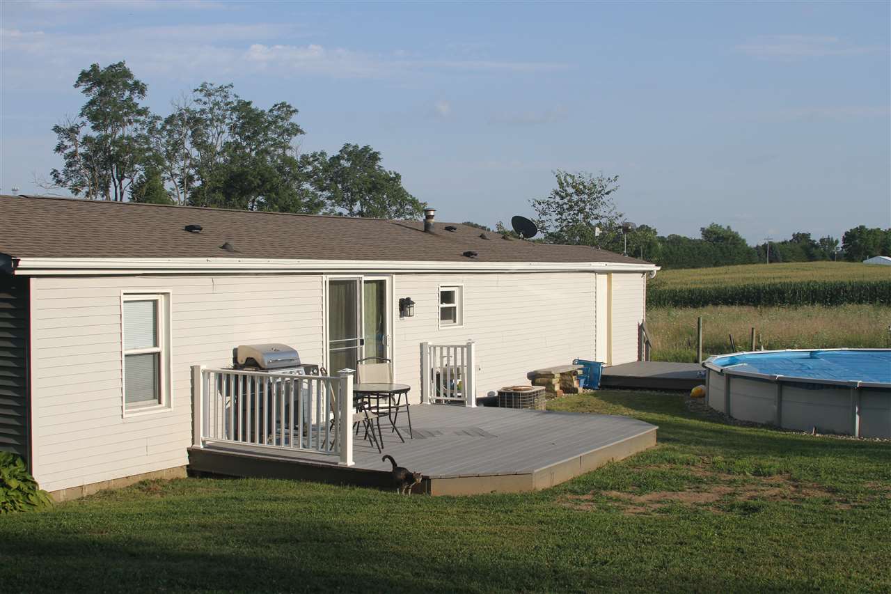 1701 North Long Lake Road Albion, IN 46701 - Photo 2 of 16 Gallery Image 2
