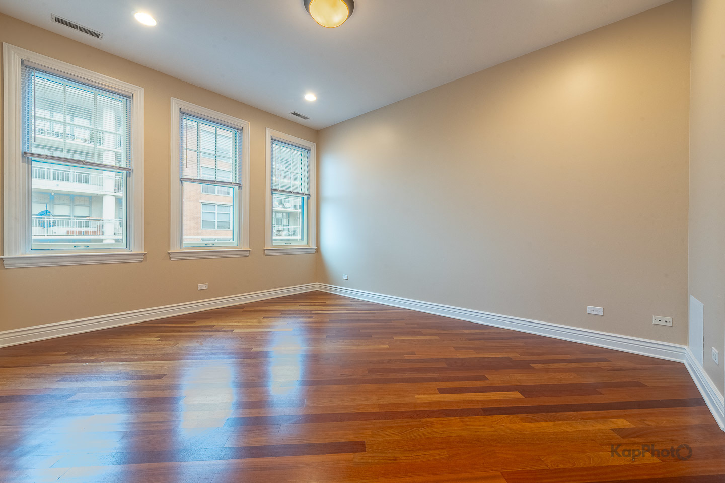35 South Racine Avenue, Unit 5SW Chicago, IL 60607 - Photo 11 of 23