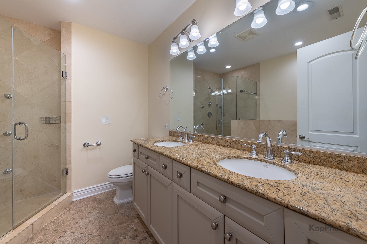 35 South Racine Avenue, Unit 5SW Chicago, IL 60607 - Photo 12 of 23