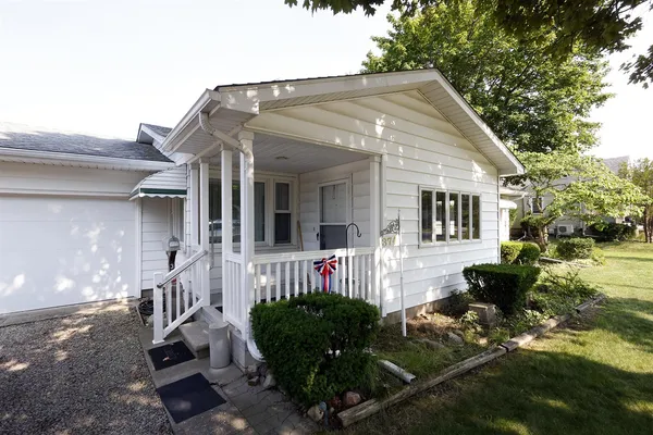$235,000 | 374 Dunham Street, Dundee, MI 48131