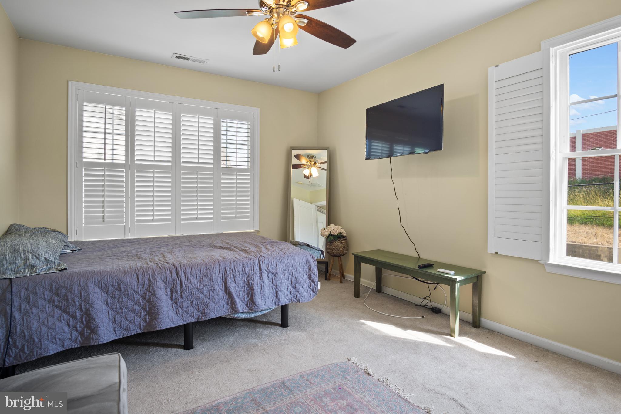 11976 Academy Road Philadelphia, PA 19154 - Photo 14 of 24 Gallery Image 14