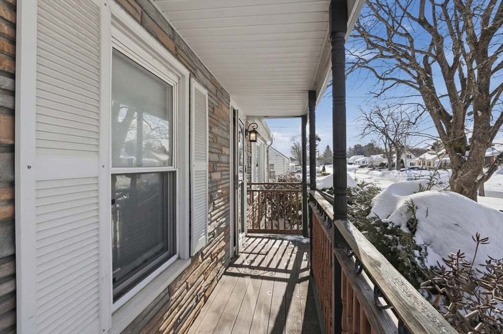 66 Racicot Avenue Webster, MA 01570 - Photo 5 of 33