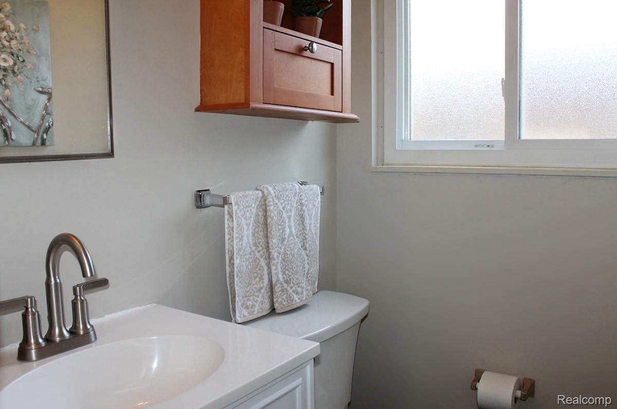 6094 Wedgewood Road Canton, MI 48187 - Photo 31 of 56 IMG_6717.JPG
