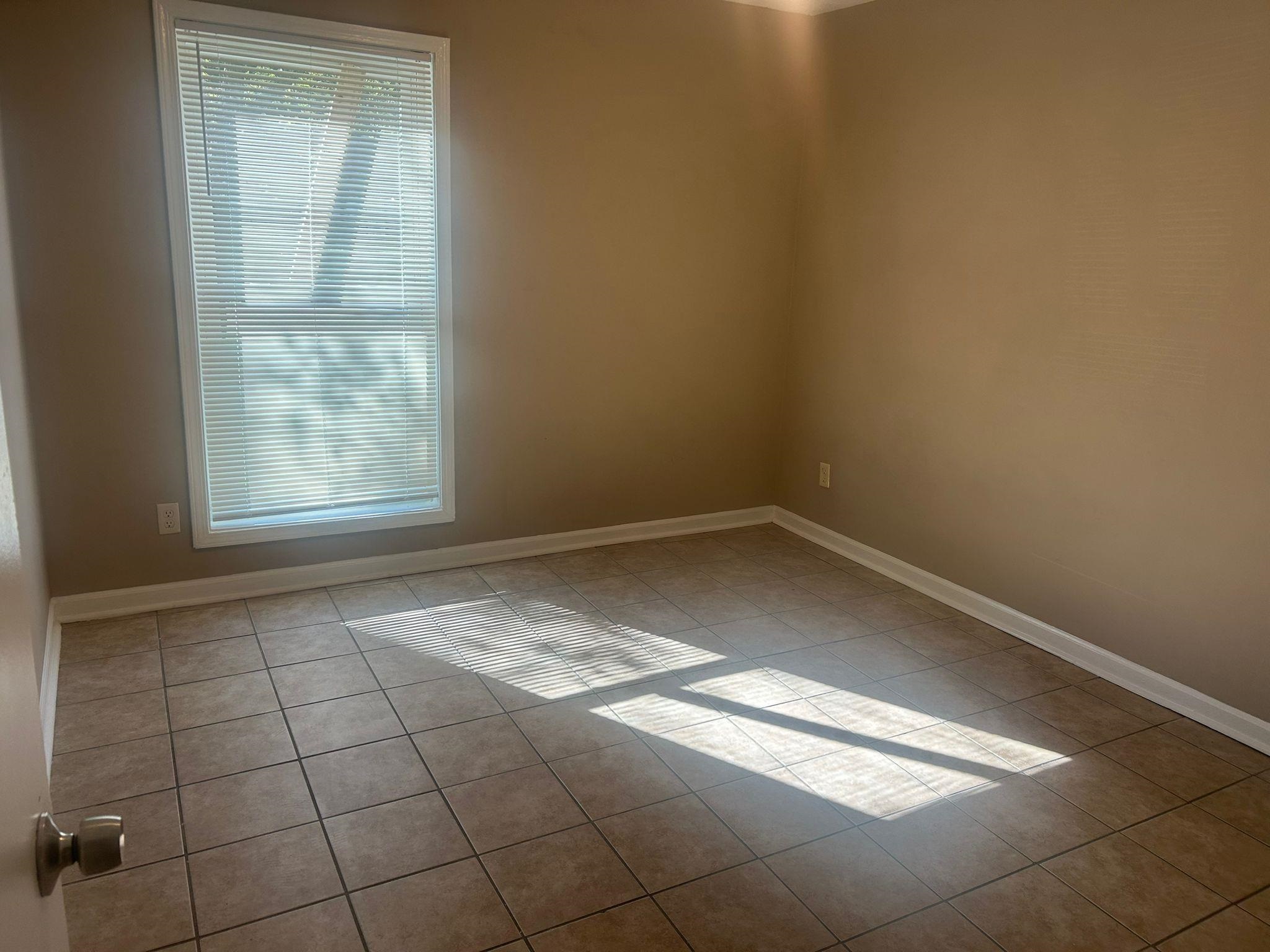 5106 Blacksmith Drive Memphis, TN 38127 - Photo 4 of 13