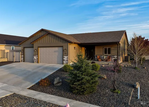 $635,000 | 1702 Pioneer Drive, Lewiston, ID 83501