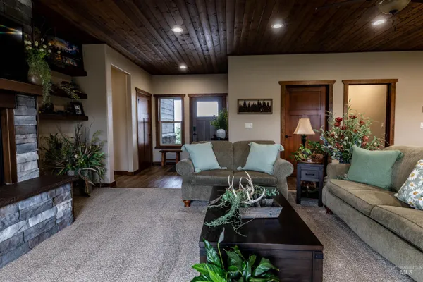 $635,000 | 1702 Pioneer Drive, Lewiston, ID 83501