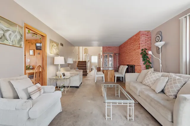 $289,900 | 1426 North Rohde Avenue, Berkeley, IL 60163