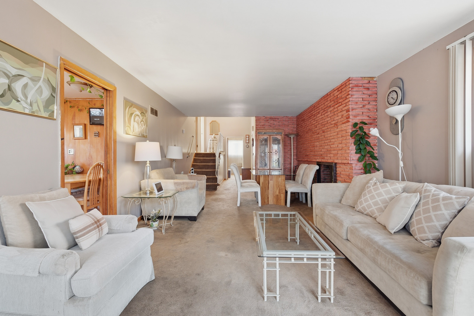 1426 North Rohde Avenue Berkeley, IL 60163 - Photo 2 of 17