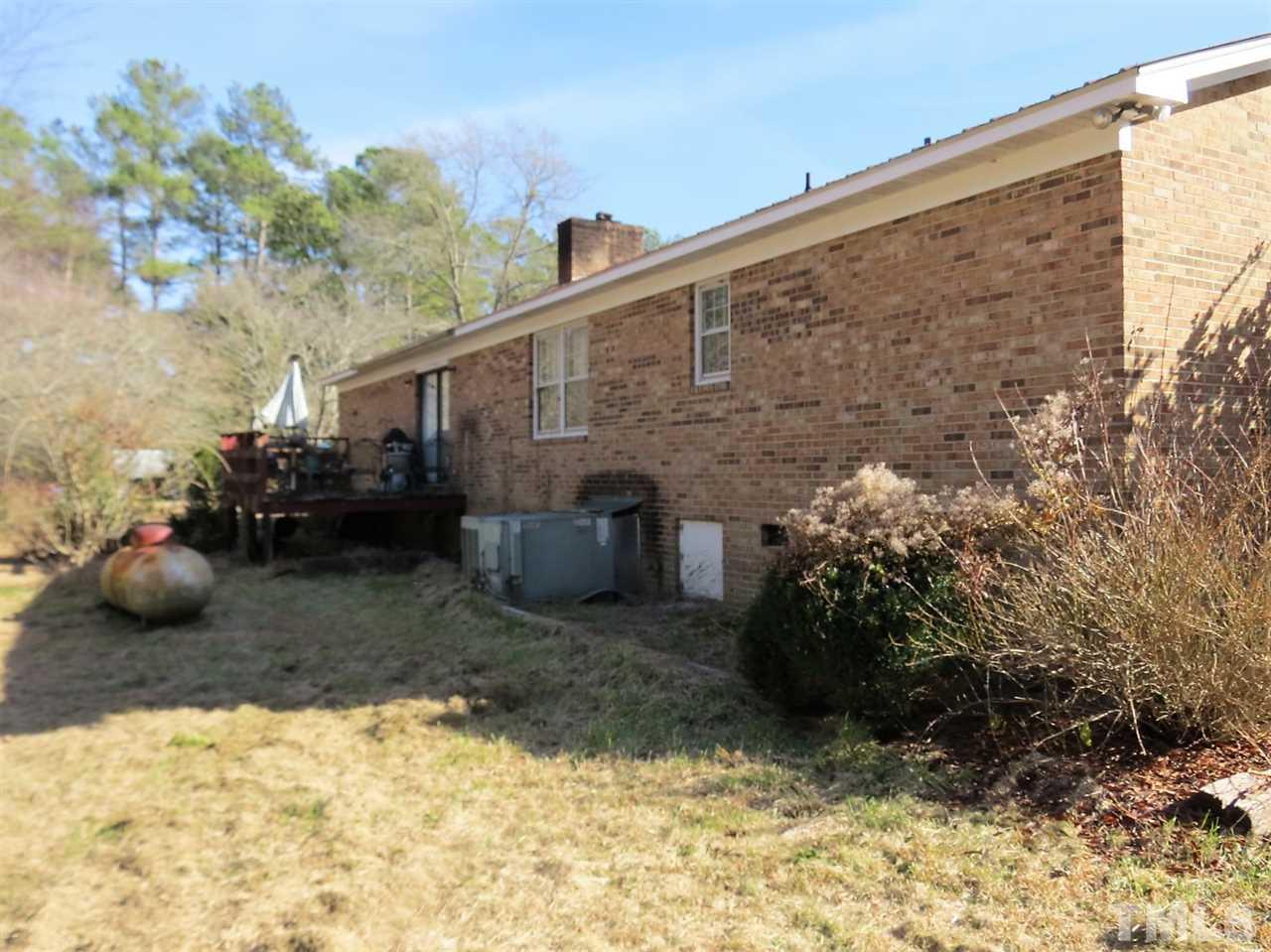 314 Border Lee Farm Road Cameron, NC 28326 - Photo 4 of 25 Gallery Image 4