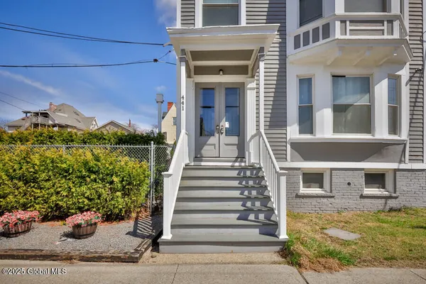 $1,995,000 | 800 Madison Avenue, Albany, NY 12208