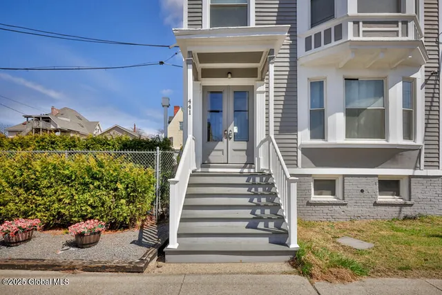 $1,995,000 | 800 Madison Avenue, Albany, NY 12208