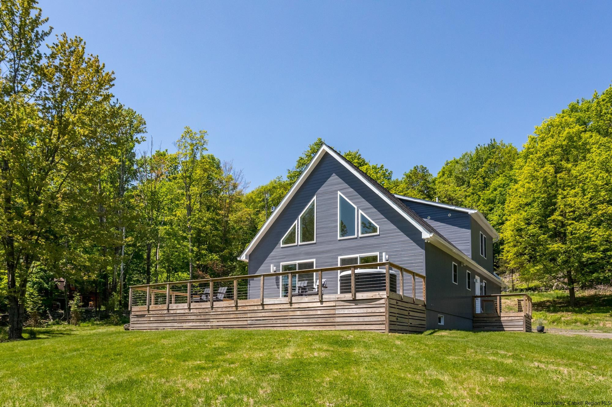 17 Freeman Avery Road Olivebridge, NY 12461 - Photo 29 of 32 a front view of a house with a yard
