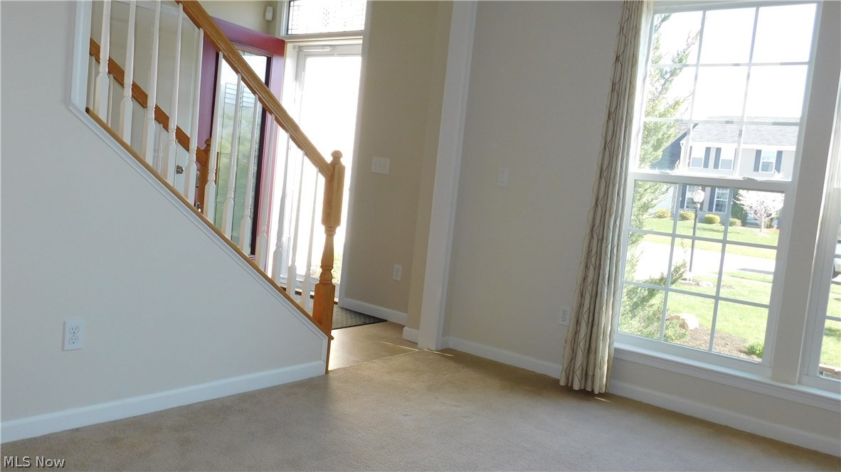 4497 Ridgestone Way Medina, OH 44256 - Photo 10 of 25 dinning room and view towards front door