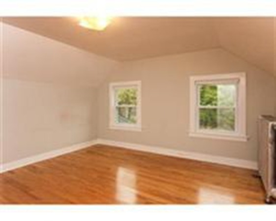 49 Washington Road Springfield, MA 01108 - Photo 3 of 3