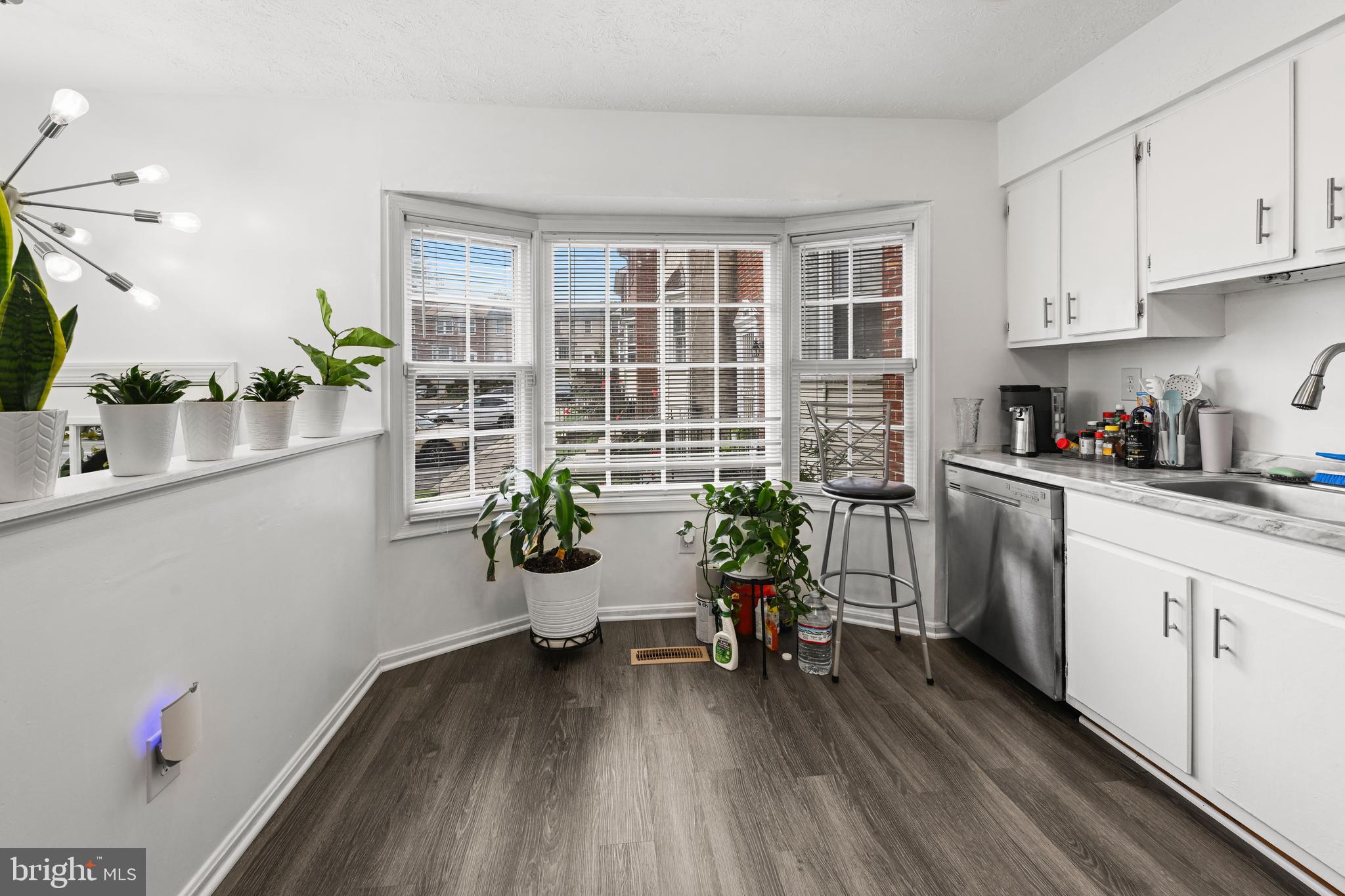 11403 Cosca Park Place Clinton, MD 20735 - Photo 5 of 36