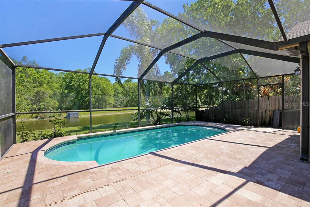 5726 Tanagerlake Road Lithia, FL 33547 - Photo 24 of 33 Gallery Image 24