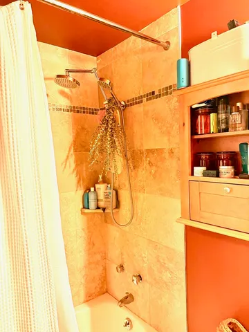 $1,850 | 3550 North Lake Shore Drive, Unit 1214, Chicago, IL 60657