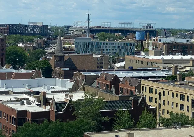 $1,850 | 3550 North Lake Shore Drive, Unit 1214, Chicago, IL 60657