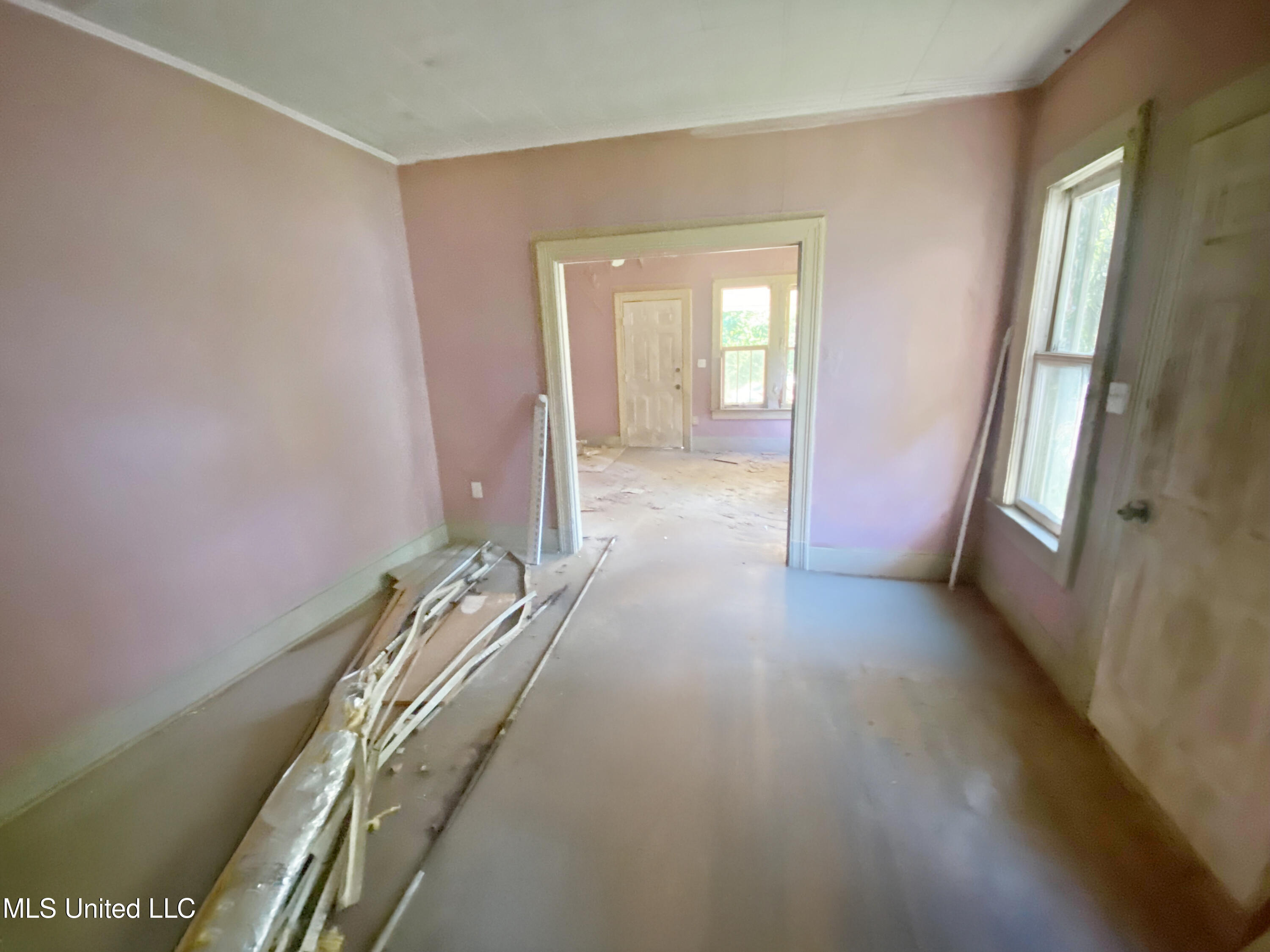 248 Moss Avenue Jackson, MS 39209 - Photo 3 of 7 IMG_9291