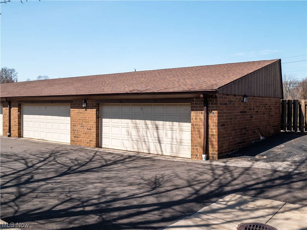 22946 Mastick Road, Unit 101 Cleveland, OH 44126 - Photo 29 of 34