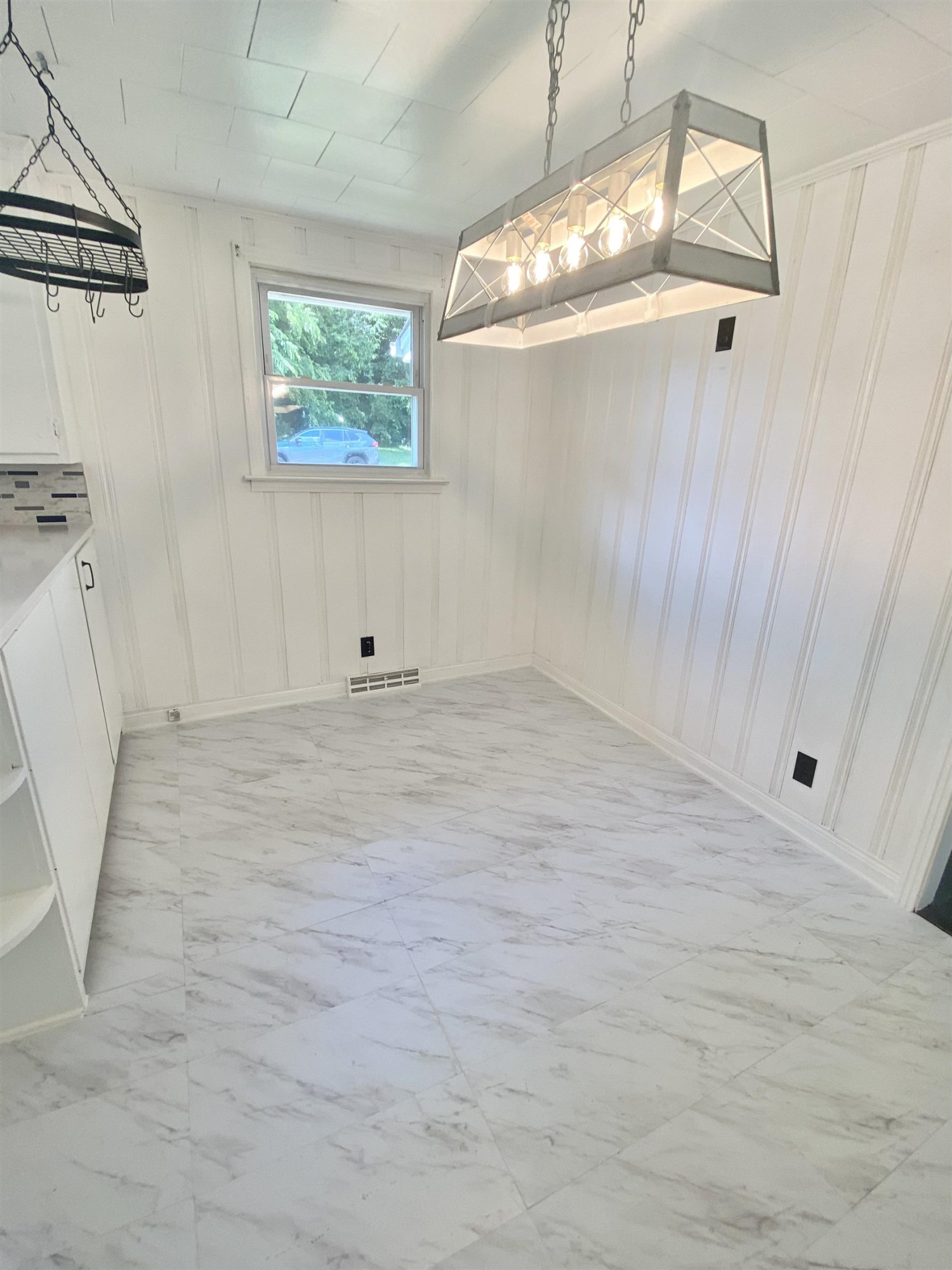 302 Allgood Street Roxboro, NC 27573 - Photo 7 of 30 Photo 7