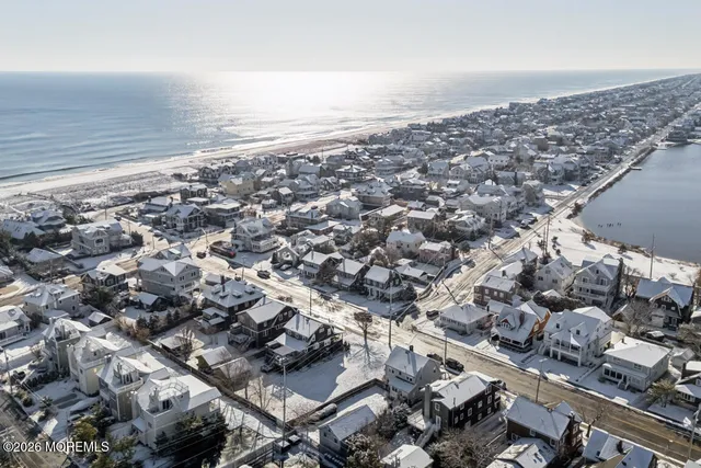 $3,500 | 54 Osborn Avenue, Bay Head, NJ 08742