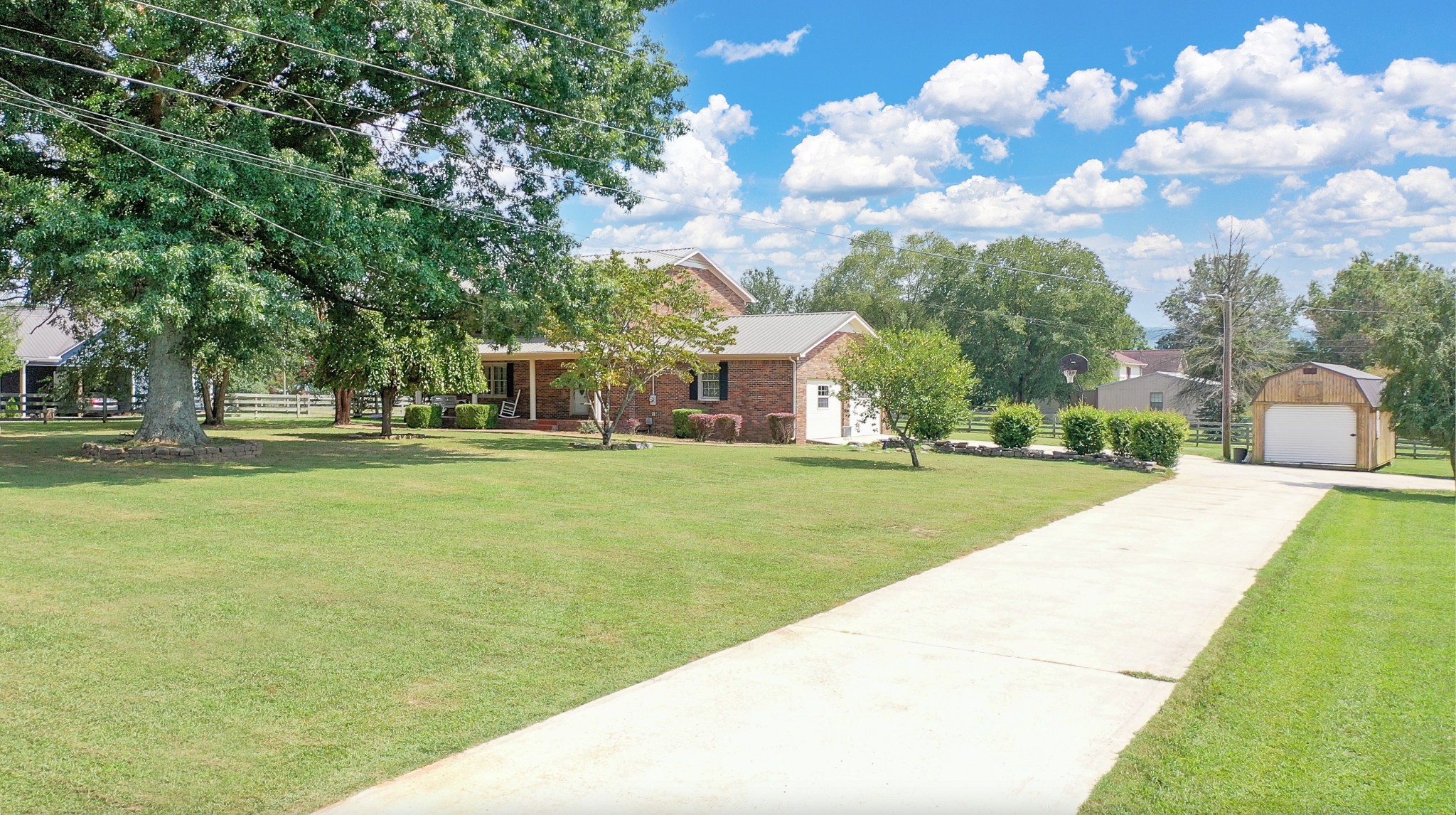511 Limestone Road Elora, TN 37328 - Photo 5 of 55 a view of a volley ball court