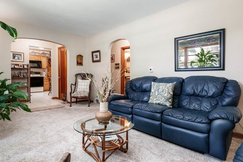 1811 Hillcrest Road Rockford, IL 61108 - Photo 6 of 37 Gallery Image 6