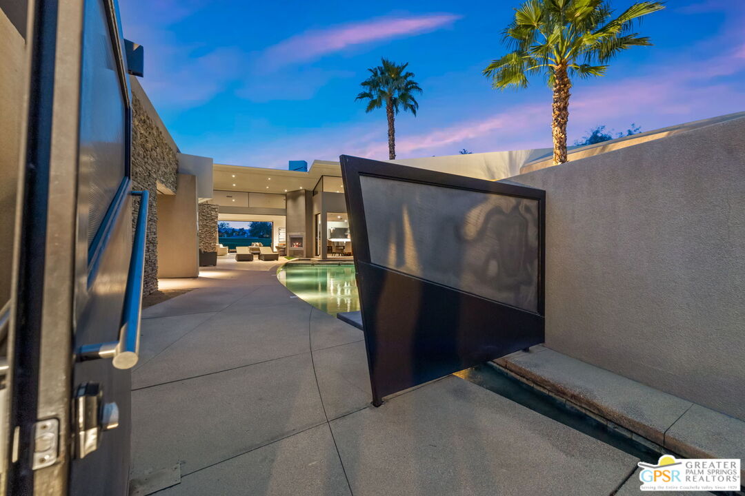 72 Royal St Georges Way Rancho Mirage, CA 92270 - Photo 14 of 67