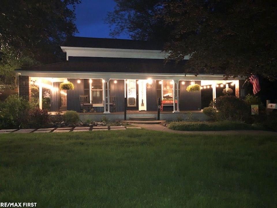 298 West St Clair Street Romeo, MI 48065 - Photo 2 of 48 50004708-1.JPG