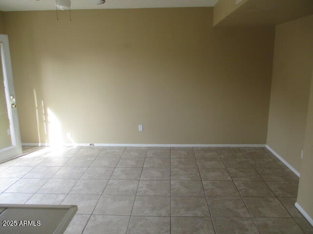 4331 West Lamar Road Glendale, AZ 85301 - Photo 6 of 13 IMG_5745