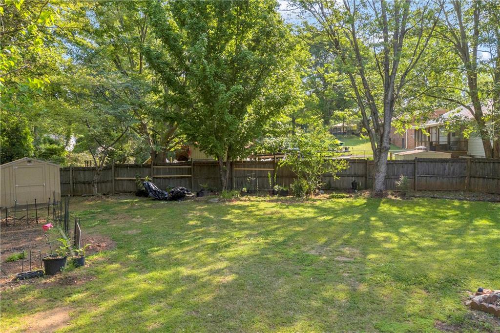 40 Mimosa Street Winder, GA 30680 - Photo 12 of 53